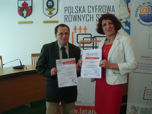 Biblioteka w Polanowie nagrodzona za wsparcie Latarników Polski Cyfrowej