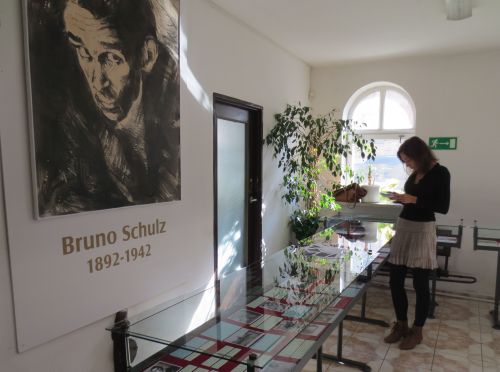 Wystawa o Bruno Schulzu w Kołobrzegu